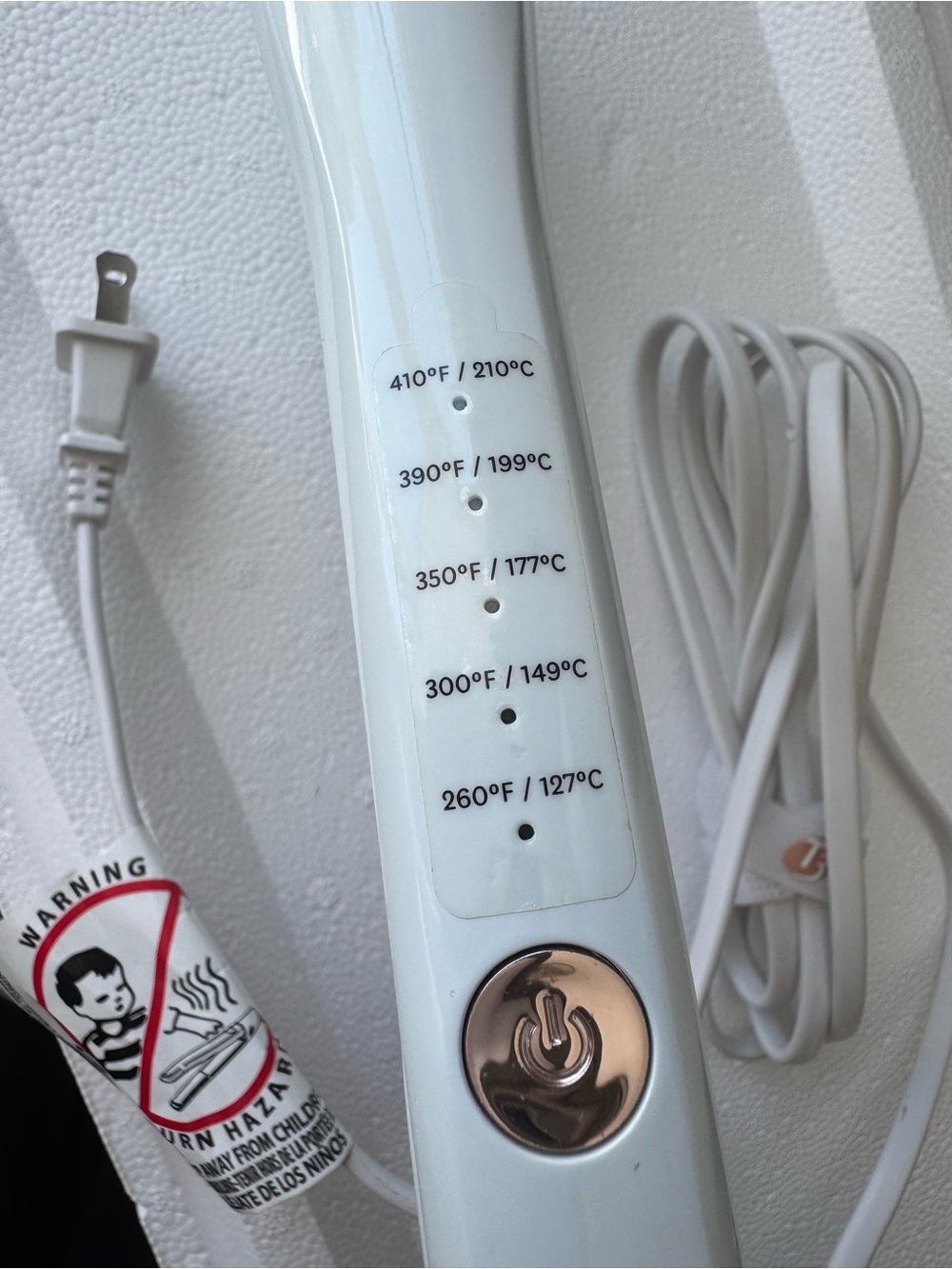 T3 Single Pass Ceramic Hair Straightener Flat Iron - Picture 4 of 5
